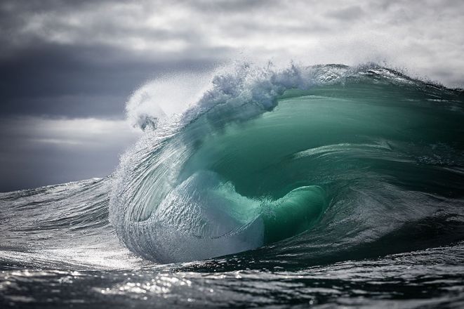 Gorgeous Waves