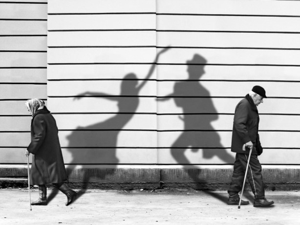 Shadows-of-past (B&W)