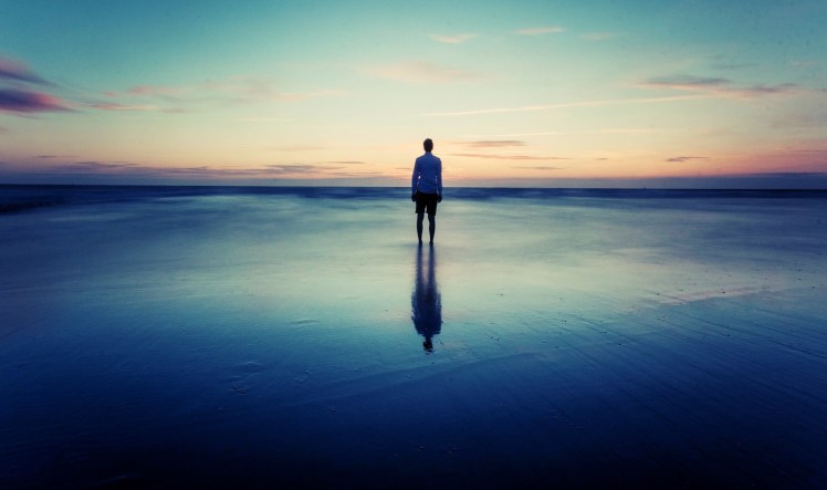 16561-alone-at-the-beach-1920x1200-photography-wallpaper