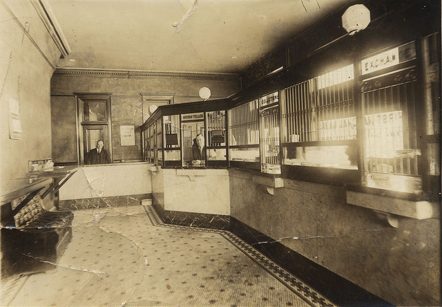 19440678803_9c48bc22f3_z